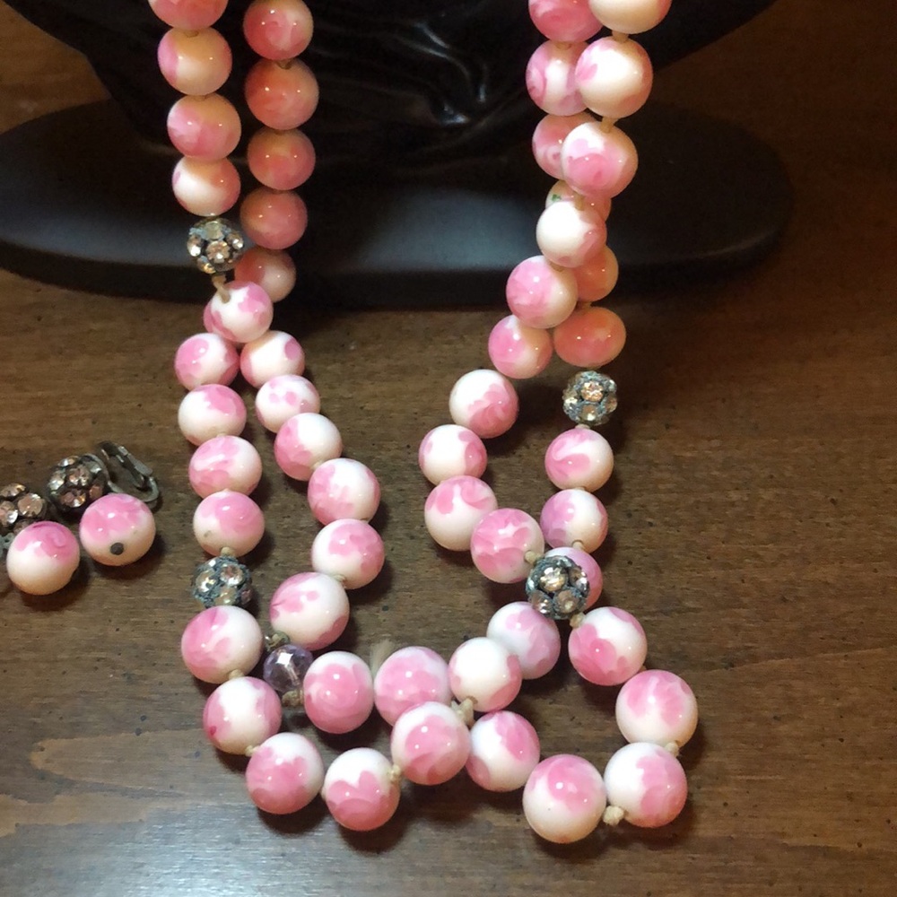 Pink Poured Art Glass Antique Long Beaded Necklace With Rhinestones & Earrings